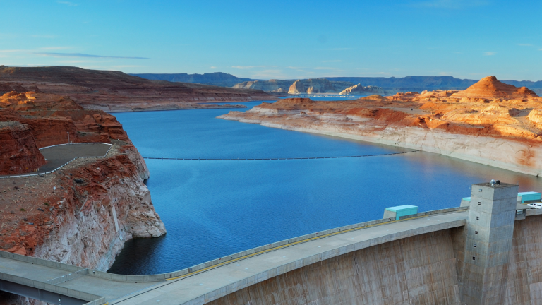 Construção de Barragens para a Redução de Perdas de Água